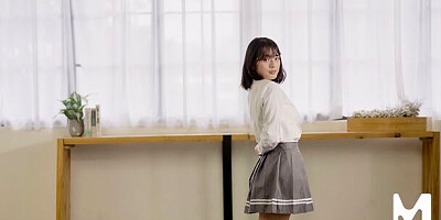 Fantastic Chu Meng Shu at natural tits clip