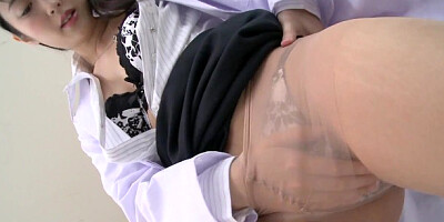 Japan HDV featuring Tomomi Motozawa's pantyhose scene