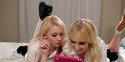 Horny blonde hotties are scissoring their wet pussies