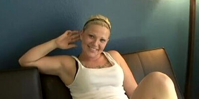 Delicate femme's interracial sex