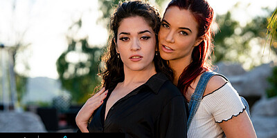 GIRLSWAY - Redhead With Big Tits Tastes IT Technician Victoria Voxxx's Pussy After Her Laptop Fixed