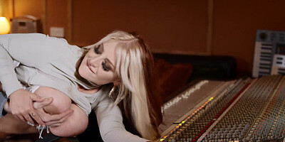 Daisy May goes down on a big-dicked guy and sucks a big cock