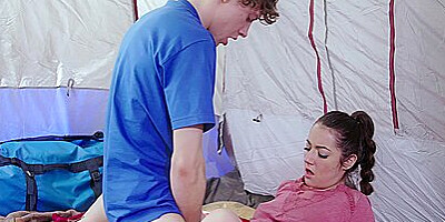 Lily Adams - It All Starts With A Kiss