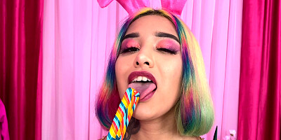 Sex with young sex dolls Mary Frost and Roxy Lips