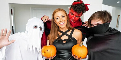 Modest Katie Morgan and McKenzie Lee - big ass smut - Mylf Selects