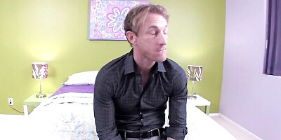 Angelic Ryan and Vyxen's squirt action