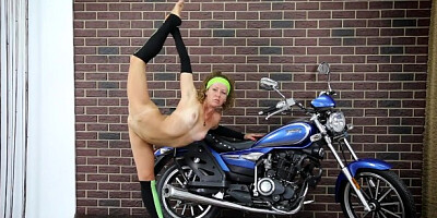 Spicy fancy bit at flexyteens (18+) clip