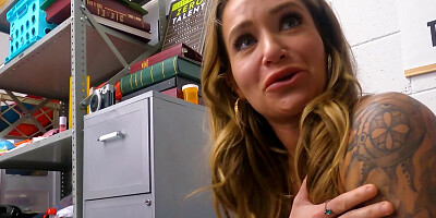 Inked blonde hottie Athena Anderson getting examined