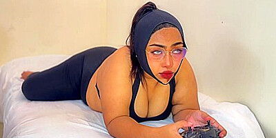 I Fucked My Cute Egypt Hot Stepsister Huge Ass While She Was Playing Games On Tv - Bbw-stepsister