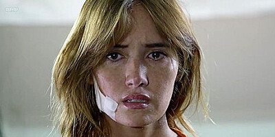 Sara Malakul Lane, Jennifer Robyn Jacobs, Erin Obrien Nude - Jailbait (us 2014)