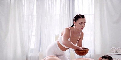 Katy Rose and Rebecca Volpetti are all about scissor sex