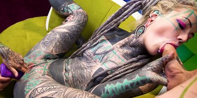 Alternative Girls In An Anal Threesome With A Big Dick - Lily Lu And Nikolaz Zpageti
