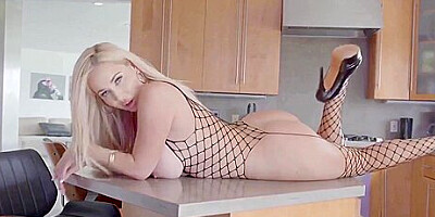 Savannah Bond Savannah Bond Tease Me Touch Me Full Hd - Streamhub.to