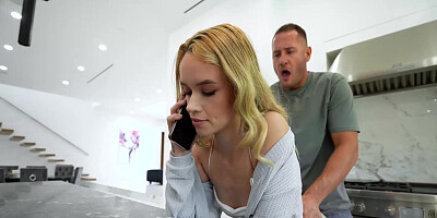 Danny Mountain And Khloe Kingsley - The Live In Nanny