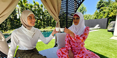 Sophia Leone and Aubry Babcock HIJAB Sex NOOKIES