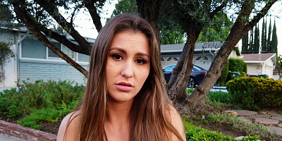 Paige Owens sucks dick in POV and fucks like a pro