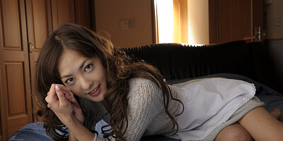 Nami Honda is groped by her husband before fingering