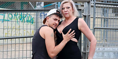 Magnetic Ann Bazuka's doggystyle scene