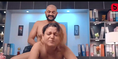 Big Boobs Bhabhi Sex with Boss In Office uyt