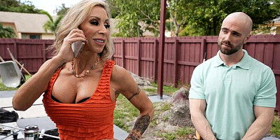 Magnificent Morgan Ray at silicone tits trailer