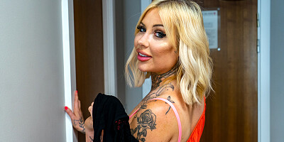 Chloe Savage sucks a hard cock and gets fucked in POV video