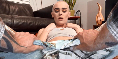 Paris Amour has insane pussy grip with it comes to big dicks