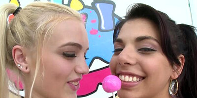 Swallowed - Juicy Gina Valentina with wet Alex Grey spitting