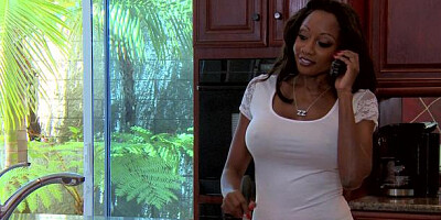 Mommy Got Boobs - Diamond Jackson POV blowjob porn