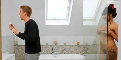 BRAZZERS Exxtra - Wet asian blonde hair agrees to cumshot