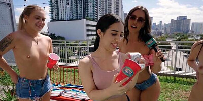 Money Talks: Kelsi Monroe and JMac porno