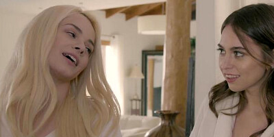 The Lesbian Experience - Riley Reid sensual kissing