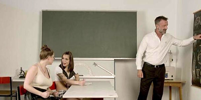 MariskaX: Teacher feels the need for sex