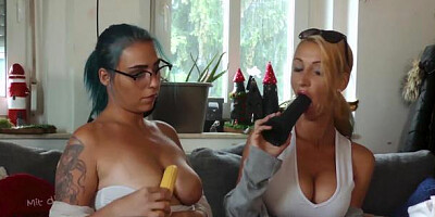 FunMovies-Videos: Austrian friend demonstrates natural boobs