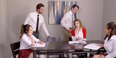 ThatSitcomShow - Lustful Quinn Wilde throat fucking in panties