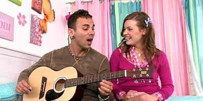 Pure18: Pierced Ashlynn Leigh & Voodoo oily pussy fuck