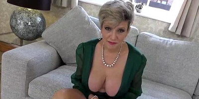 LadySonia: Wet MILF edging