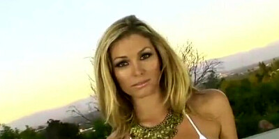 Heather Vandeven's posing porn by Matrix Models