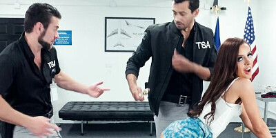 TUSHY Vanna Bardot makes her Double Penetration Debut