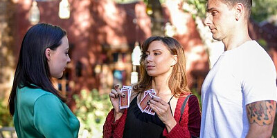 Mysterious Whitney Wright and Cassie Del Isla's long hair action