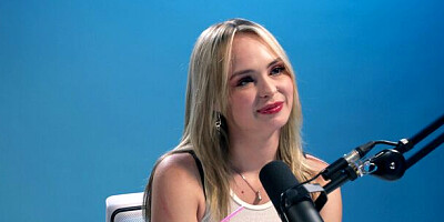 Well-formed Lilly Bell's medium size tits smut