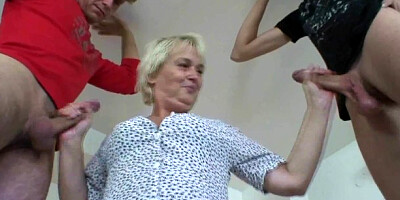 Angel's mature threesome clip by Grandma Friends
