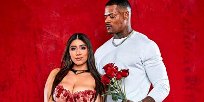 Hottie Violet Myers's big ass video