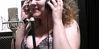 Spicy missy at rough clip