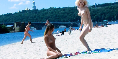 Young nudist fresh hotties caught on a