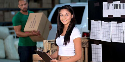 Straight hair smut with unimaginable Ariana Marie from 18eighteen