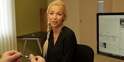 Enchanting hustler's sex for money video