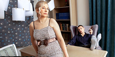 Sweetie's sex on table porn by Shame 4k