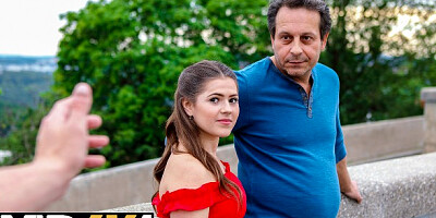 Father dirt with stunner Serina Gomez from Hunt4k