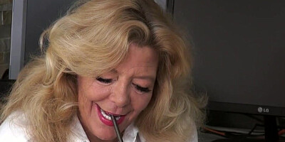 Mature and hirsute momma playing with herself again