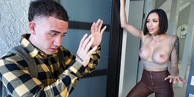 Beautiful Blaire Johnson at big cock clip